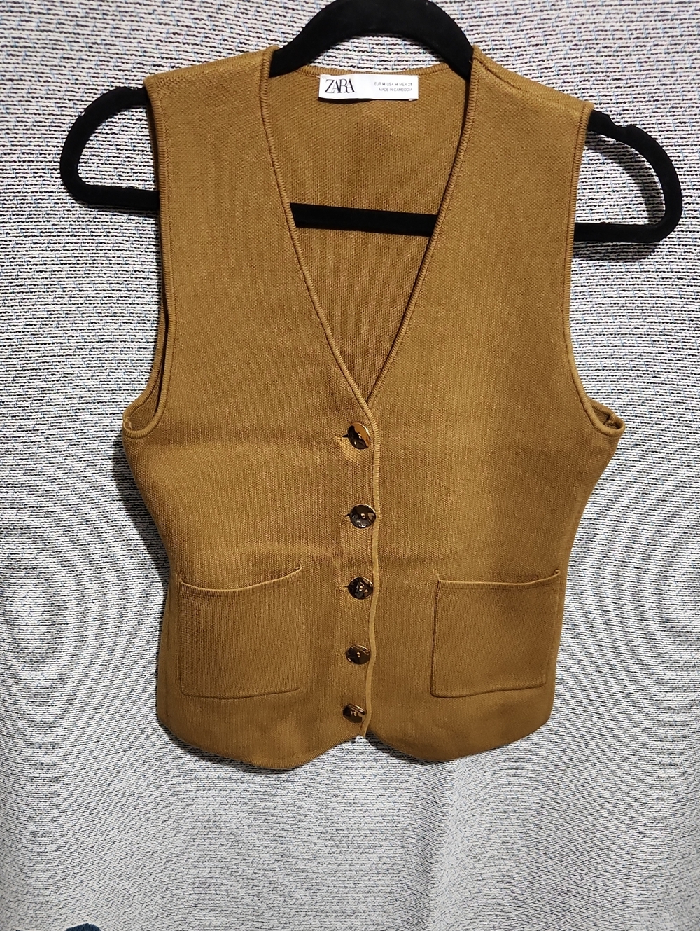 Zara Women's Caramel Button-Front Knit Vest